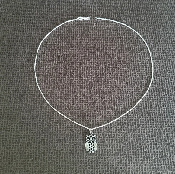 Bonny Jewelry Silver🤍 Owl🦉 Pendant Necklace - NIB - Picture 4 of 16